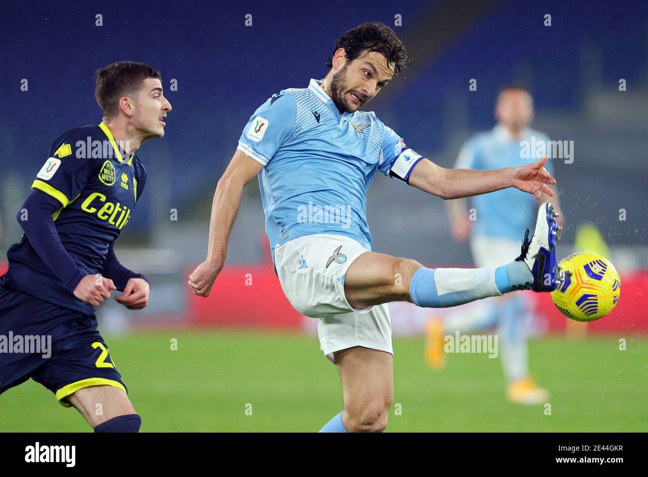 Marco Parolo of Lazio (R) vies for the ball with Valentin Mihai Mihaila of Parma (L) during the Italian Cup, round of 16 football match between SS Lazio and Parma Calcio on January 21, 2021 at Stadio Olimpico in Rome, Italy - Photo Federico Proietti / DPPI / LM Stock Photo