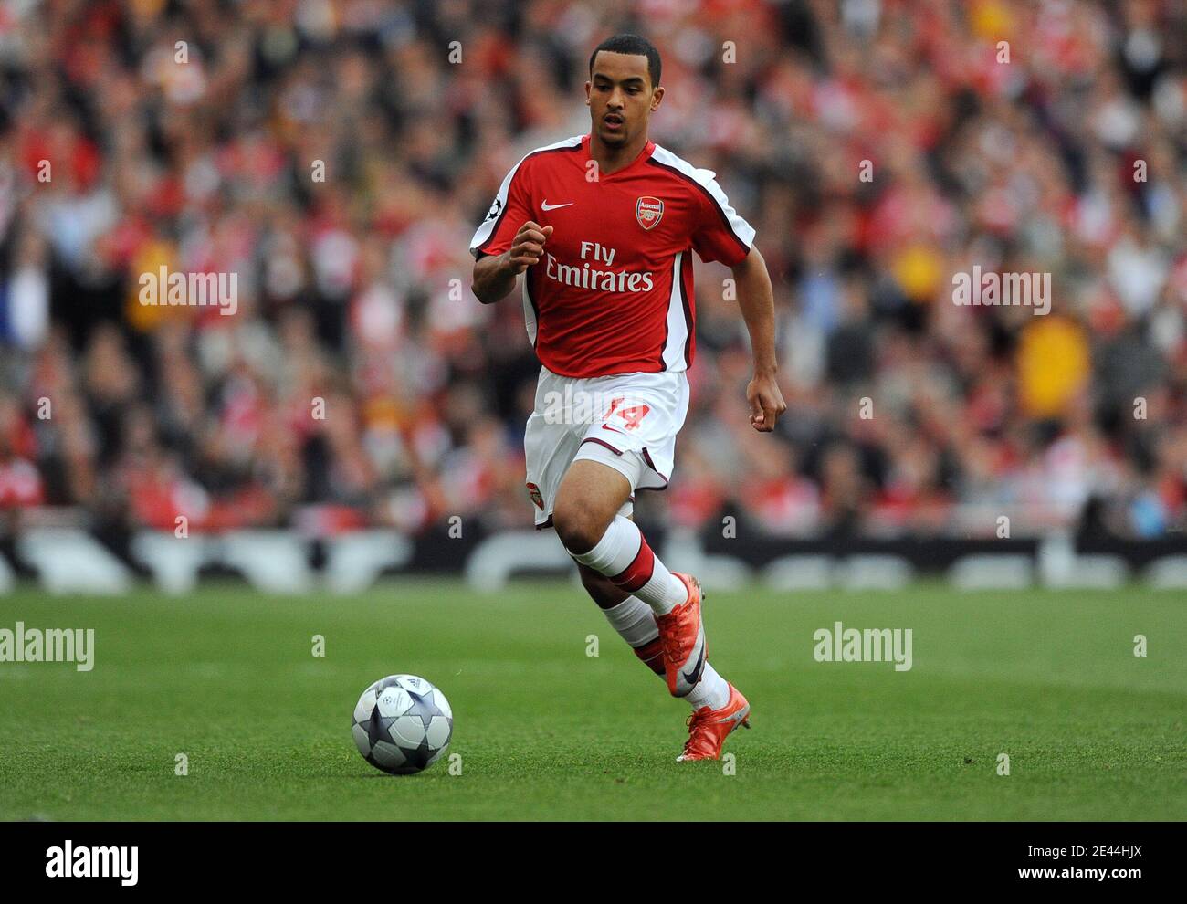 Arsenal's Theo Walcott during the UEFA Champions League soccer match, Semi Final, Second Leg, Arsenal vs Manchester United at the Emirates Stadium in London, UK on May 5, 2009. Manchester United won 3-1. Photo by Steeve McMay/ABACAPRESS.COM Stock Photo