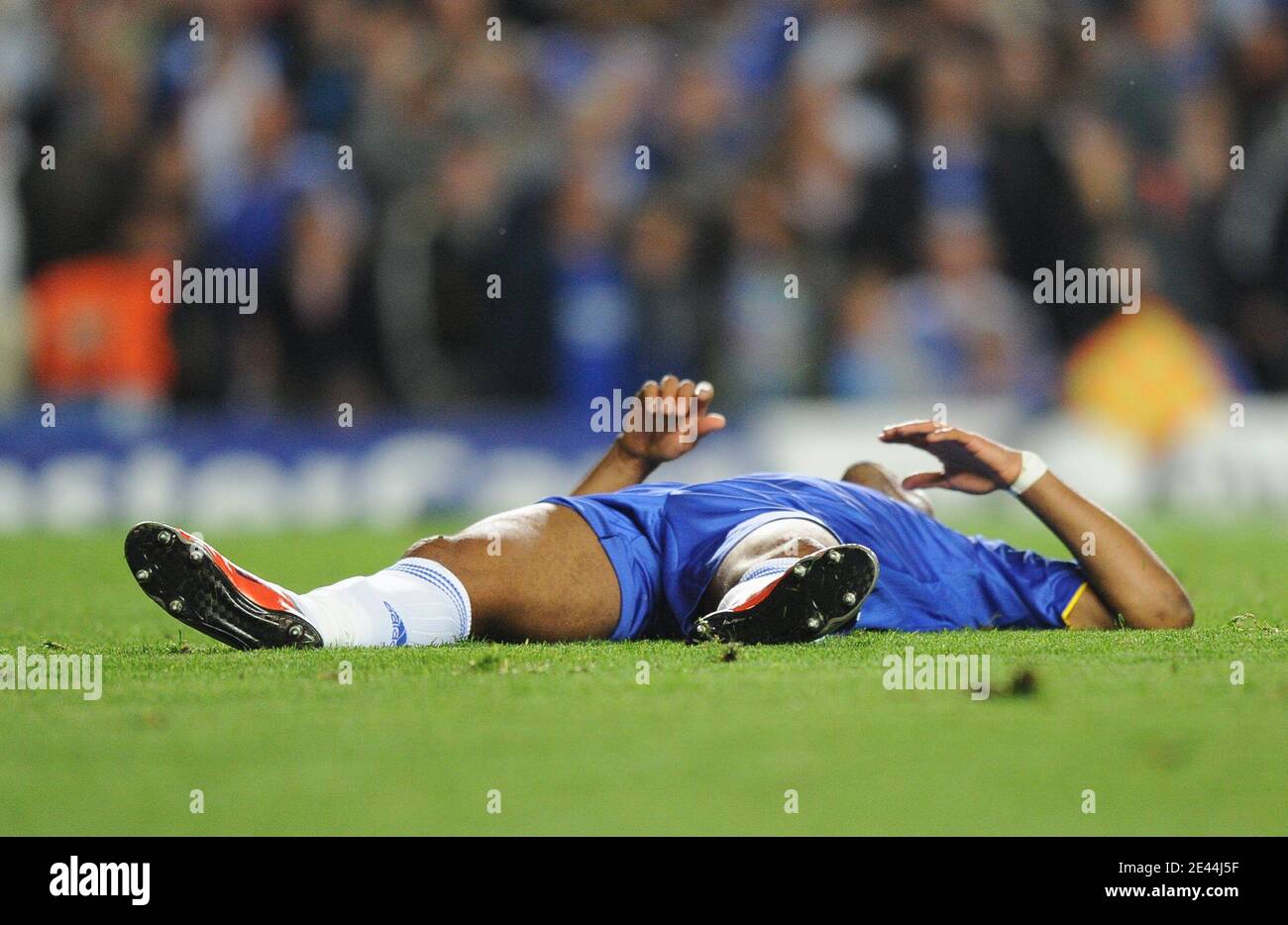 Chelsea S Didier Drogba During The Uefa Champions League Soccer Match Semi Final Second Leg Chelsea Vs Barcelona At The Stamford Bridge Stadium In London Uk On May 6 09 The Match Ended Chelsea S Didier Drogba During The Uefa Champions League Soccer Match Semi Final Second Leg Chelsea Vs Barcelona At The Stamford Bridge Stadium In London Uk On May 6 09 The Match Ended