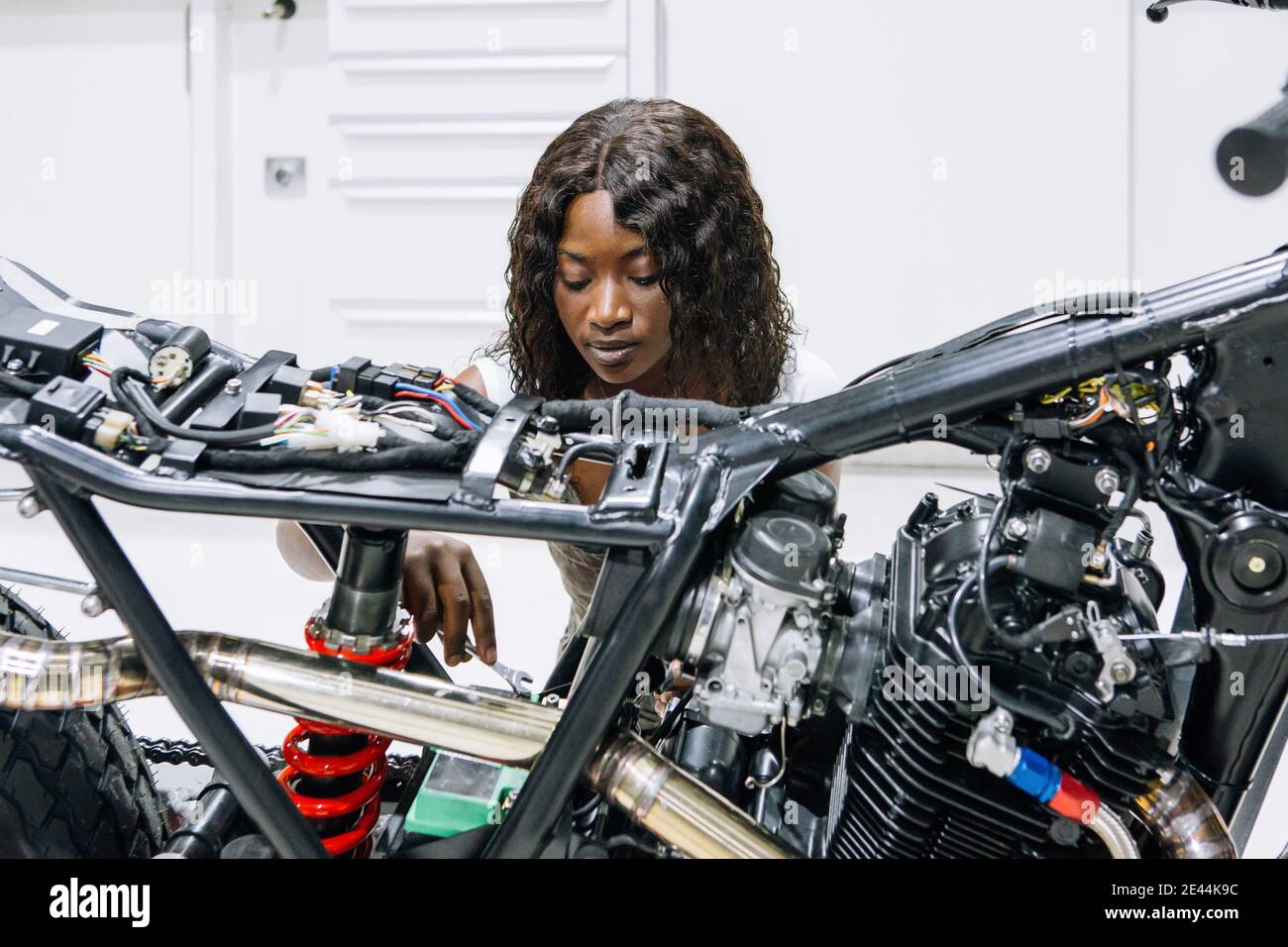 Motorbike repair manual hi res stock photography and images Alamy