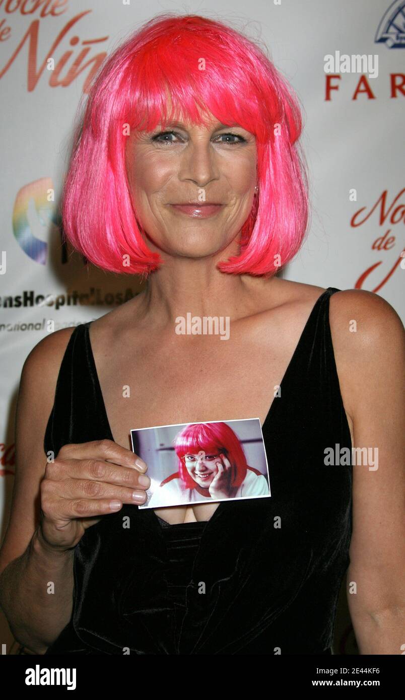 Jamie Lee Curtis Revisits Wigmaker That Made Her The Bear Hair