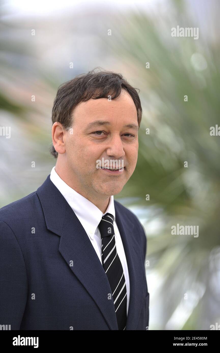 Sam Raimi attends the photocall for the film 'Drag Me To Hell at the ...