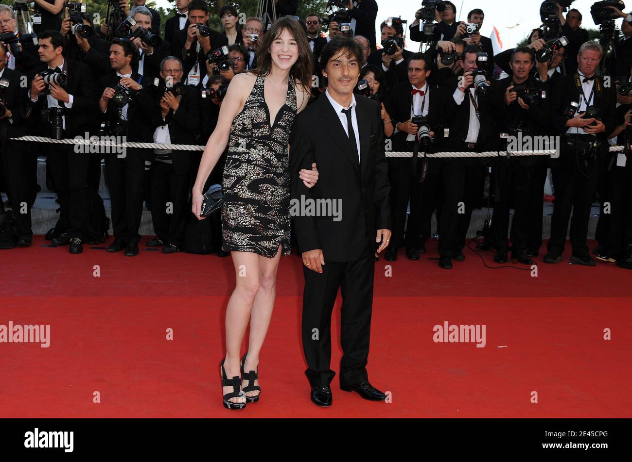 yvan attal and charlotte gainsbourg high resolution stock photography and images alamy