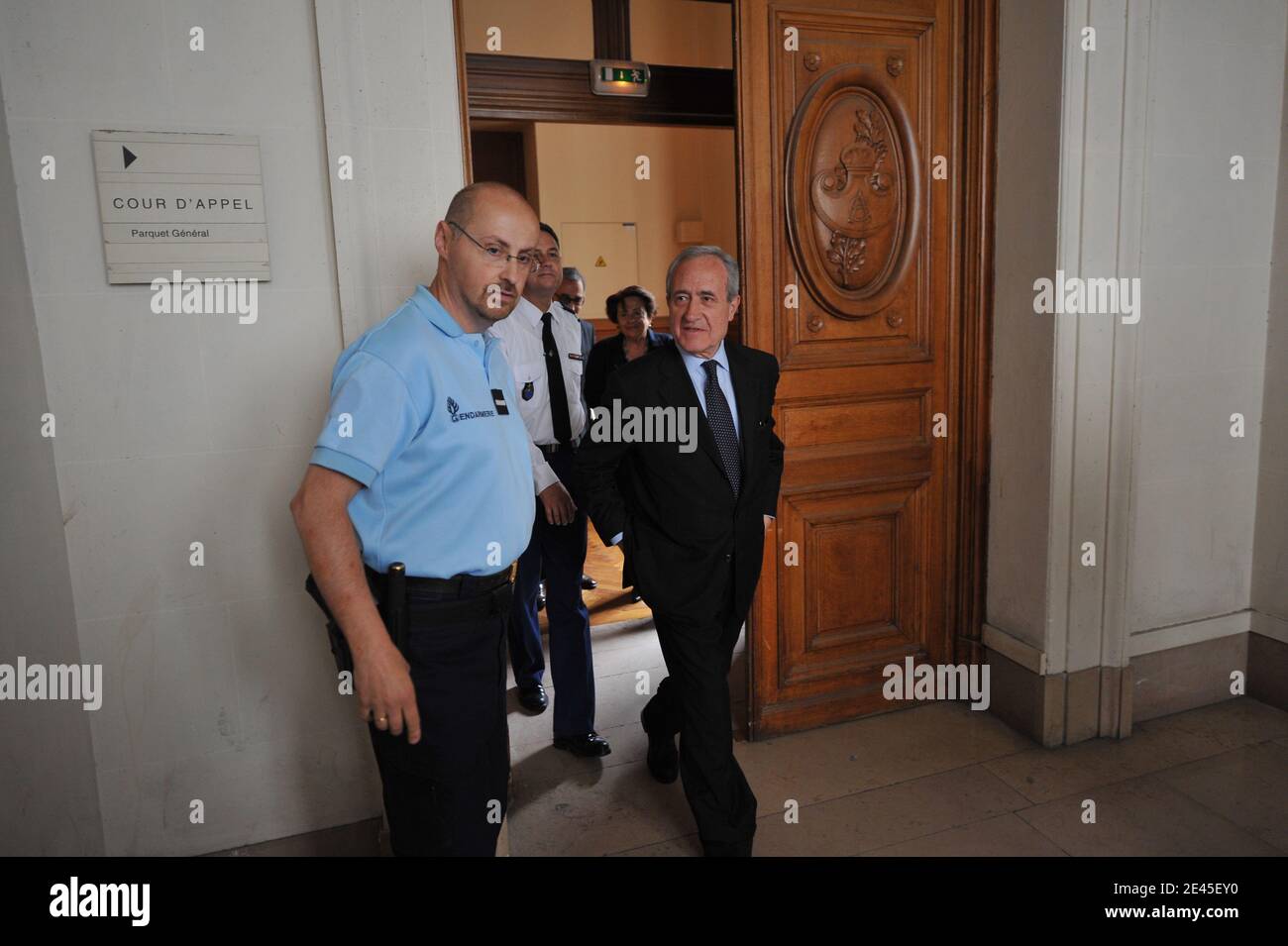 Paris palais de justice hi-res stock photography and images - Page 20 -  Alamy