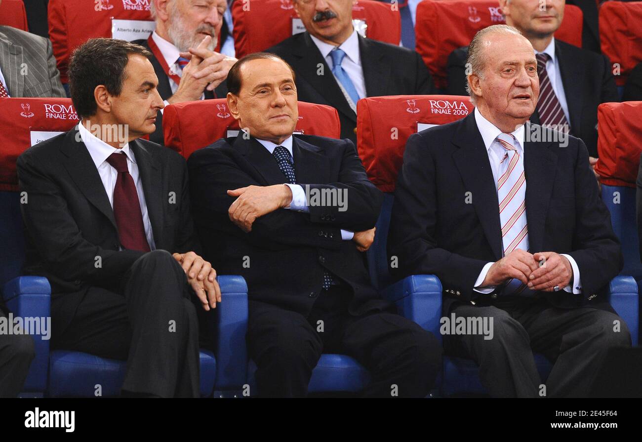 Italian Prime Minister Silvio Berlusconi (C), King Juan Carlos of Spain (R), Spanish President Jose Luis Rodriguez Zapatero (L) in the stands prior to kick off of the the UEFA Champion League Final soccer match, Barcelona FC vs Manchester United at the Stadio Olimpico in Rome, Italy on May 27, 2009. Barcelona Won 2-0. Photo by Steeve McMay/ABACAPRESS.COM Stock Photo