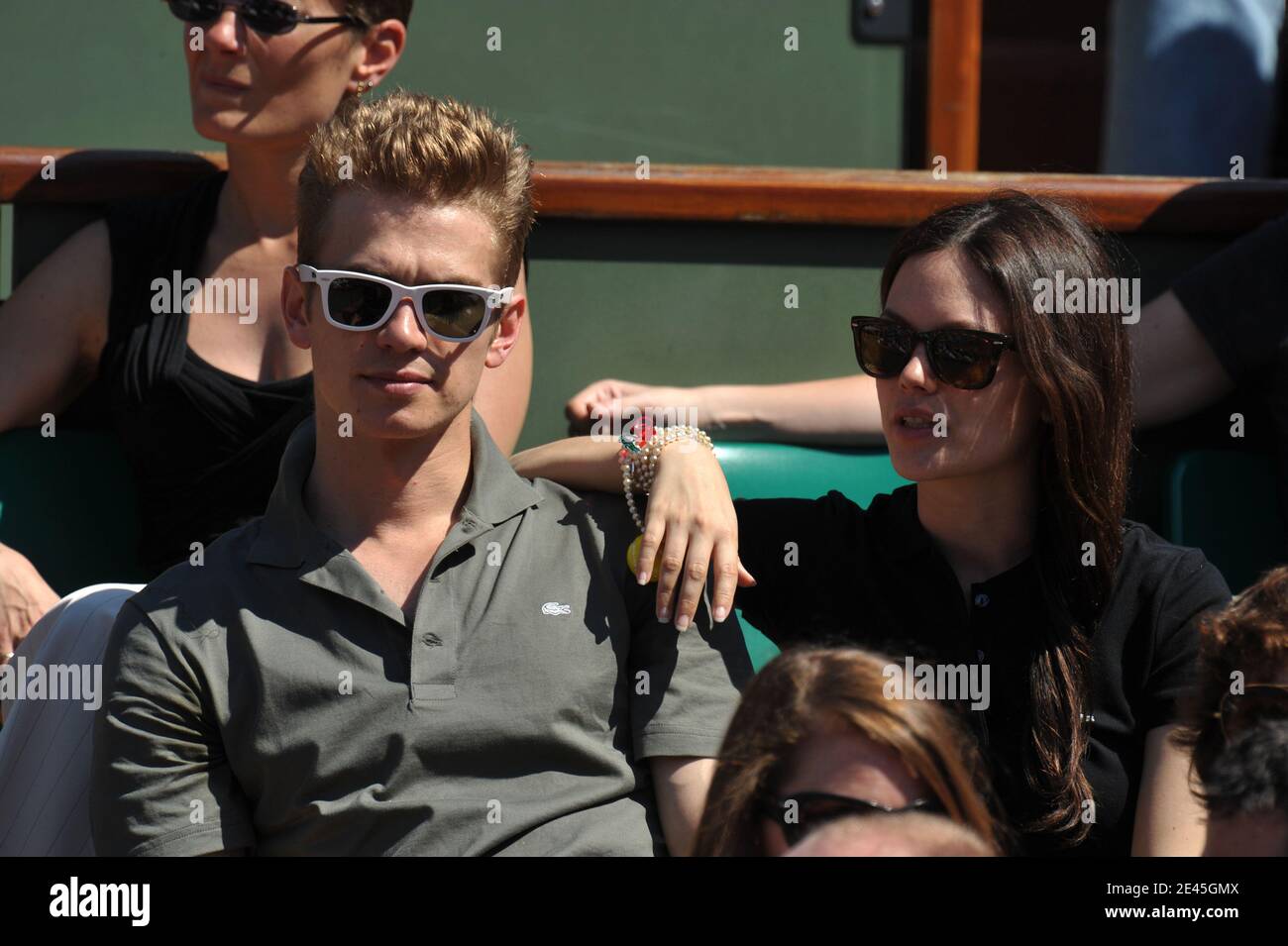 Hayden Christensen And Girlfriend Rachel Bilson Attending The French Open Tennis Of Roland Garros In Paris France On May 29 2009 Photo By Gorassini Guignebourg Abacapress Com Stock Photo Alamy