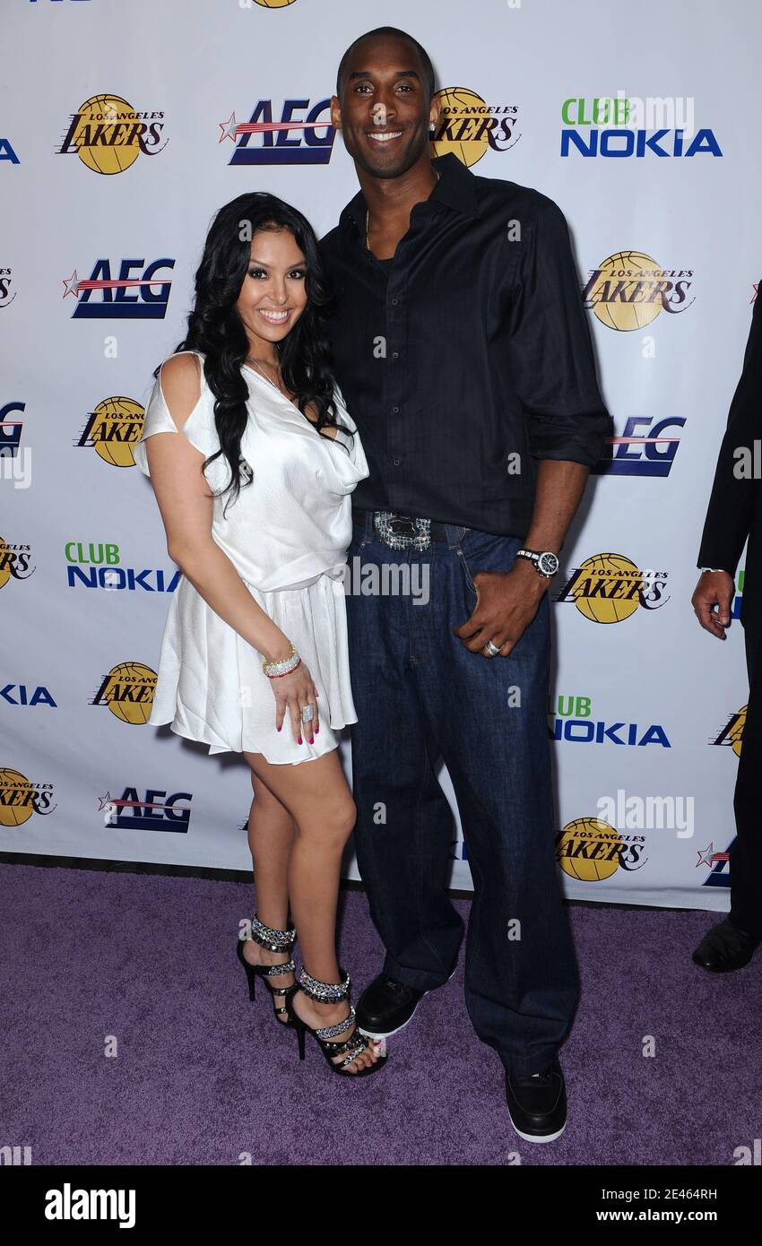 Kobe Bryant and wife Vanessa Bryant arriving for the LA Lakers 2009 NBA