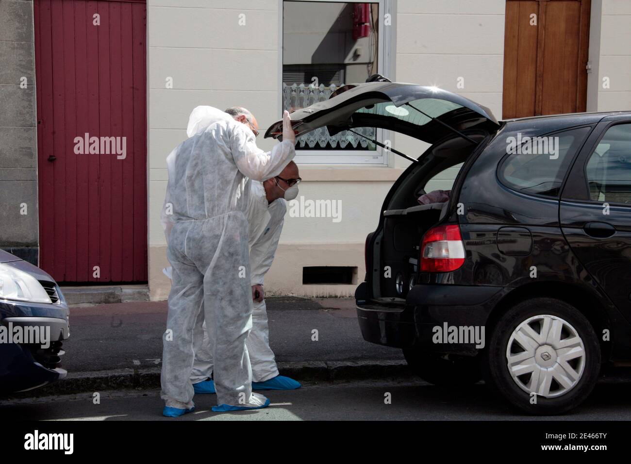 Police Scientifique High Resolution Stock Photography And Images Alamy