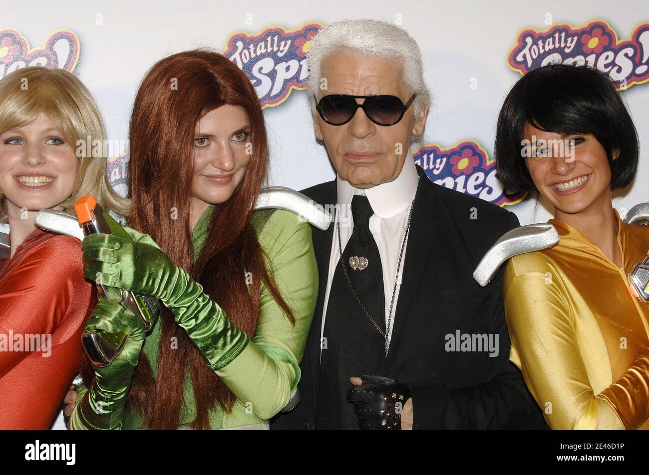 Karl Lagerfeld attending the premiere of 'Totally Spies' at the Grand Rex  theater in Paris, France on June 28, 2009. Photo by Giancarlo  Gorassini/ABACAPRESS.COM Stock Photo - Alamy