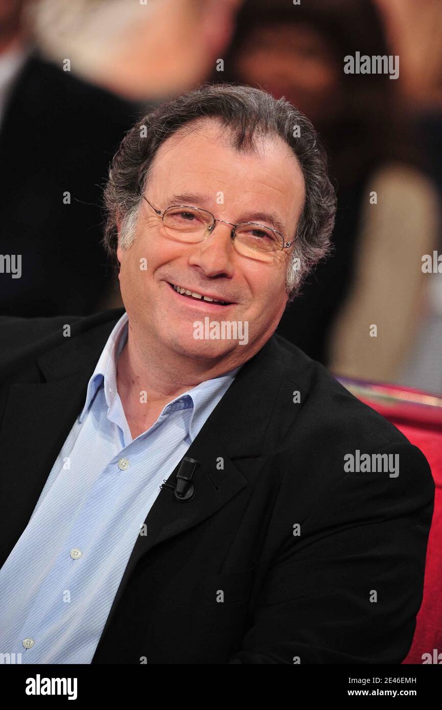 Daniel Resso Daniel Russo at the taping of Vivement Dimanche on April 22, 2009 in ...