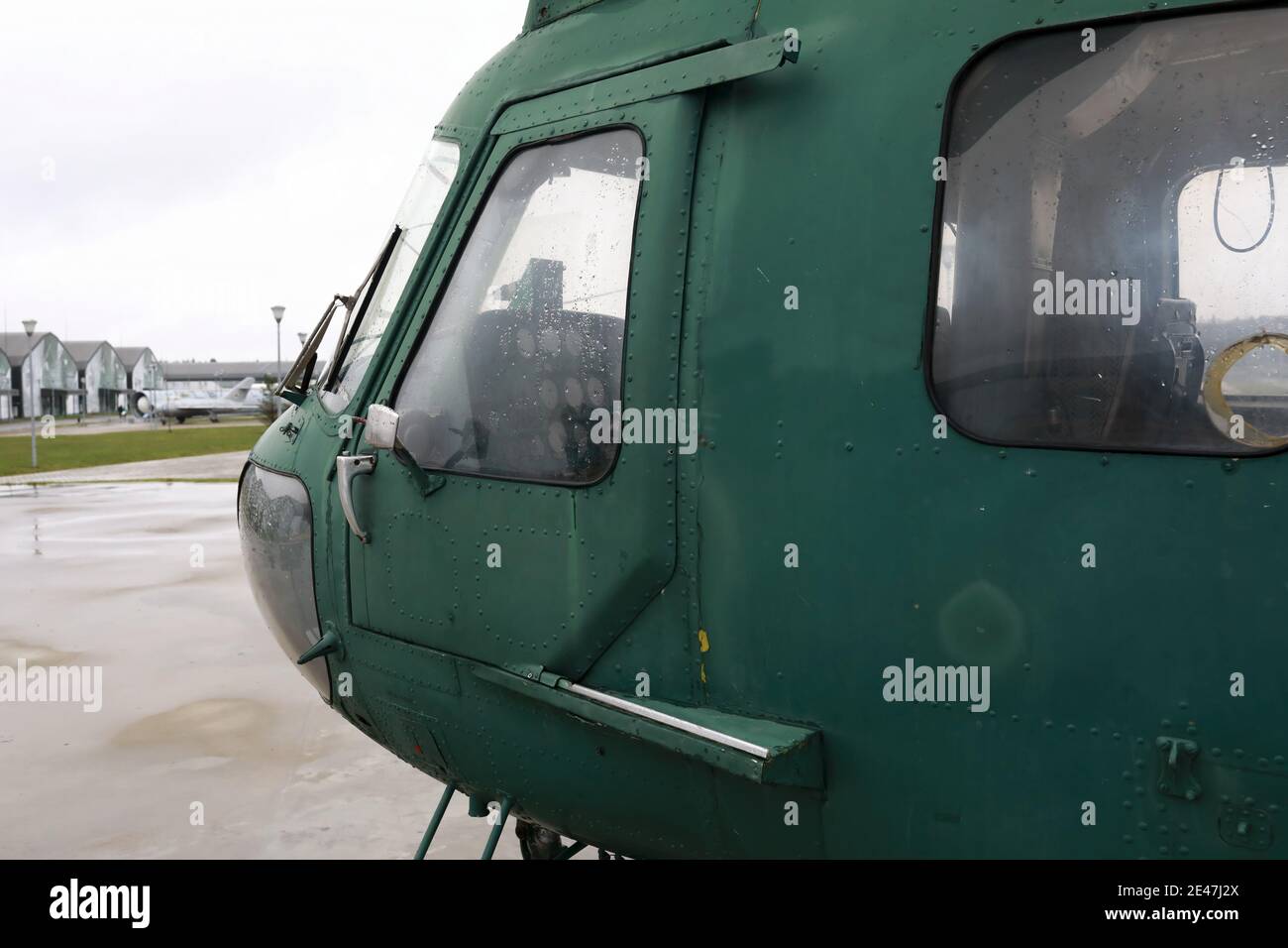Military helicopter mi 2 hi-res stock photography and images - Alamy