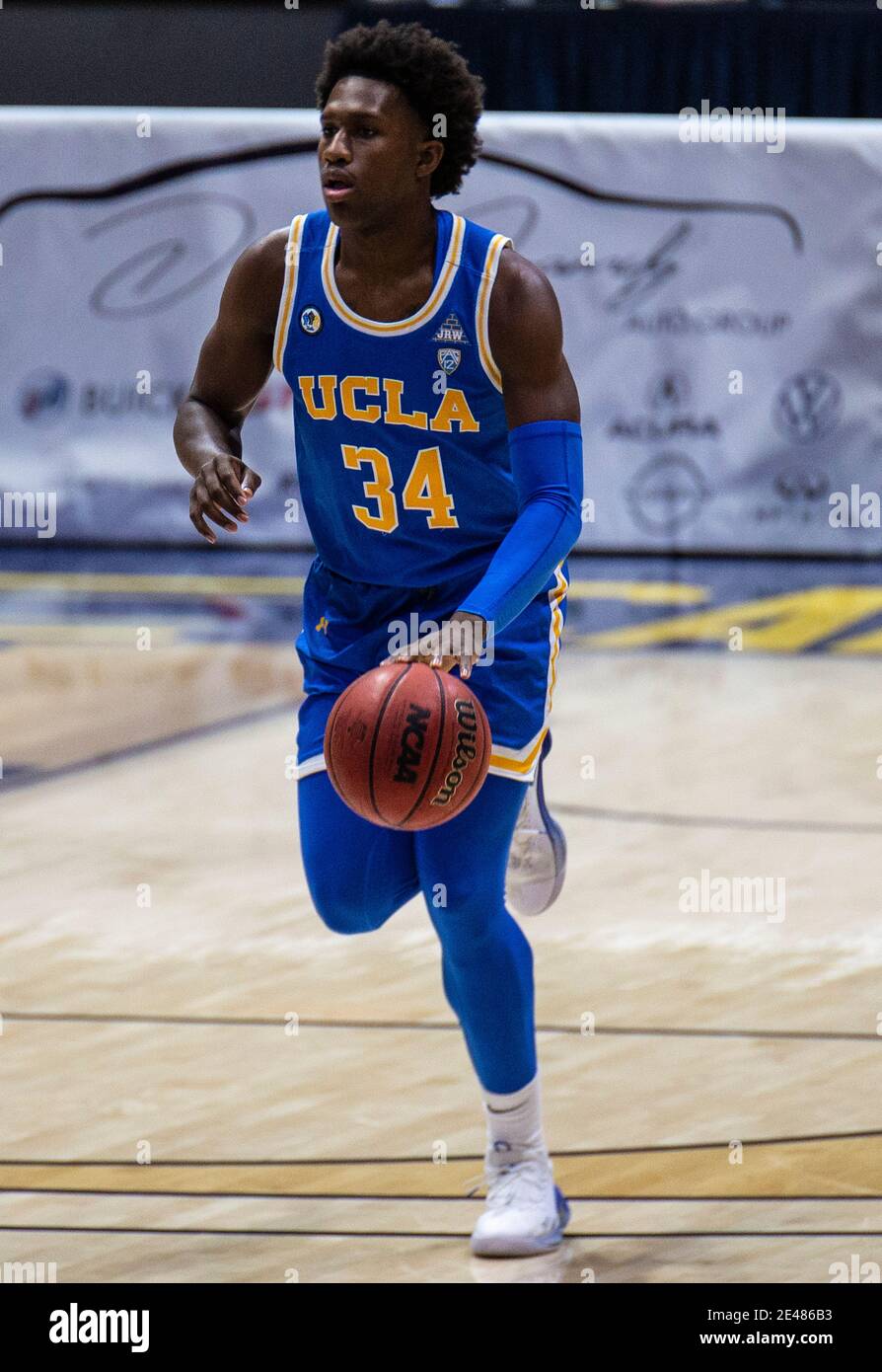 Hass Pavilion Berkeley Calif Usa 21st Jan 2021 Ca U S A Ucla Bruins Guard David Singleton 34 Brings The Ball Up Court During The Ncaa Men S Basketball Game Between Ucla Bruins And The