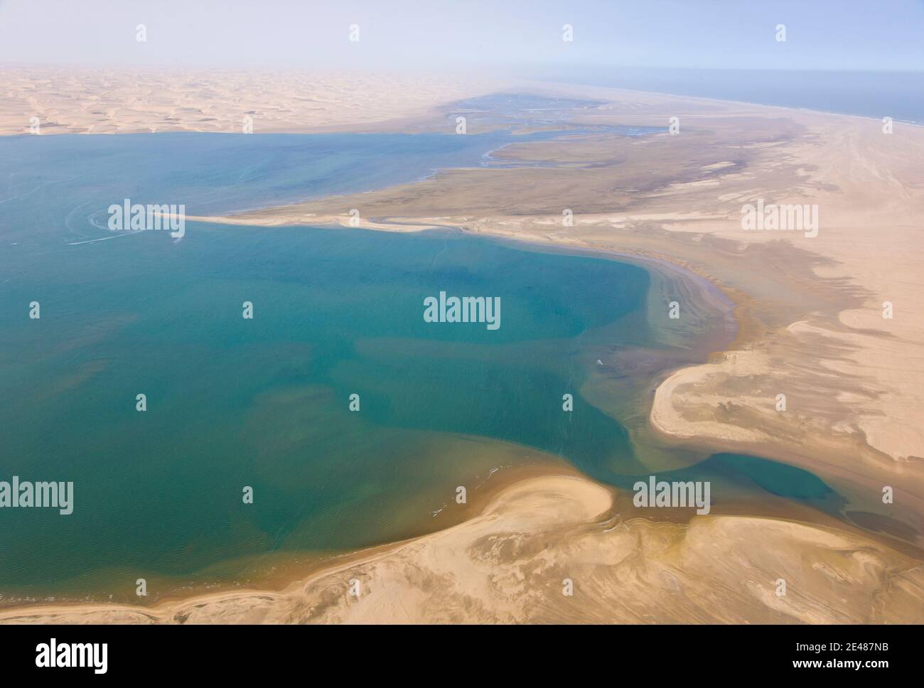 Areia Movediça No Oceano Índico Imagem de Stock - Imagem de praia, arenoso:  112344503