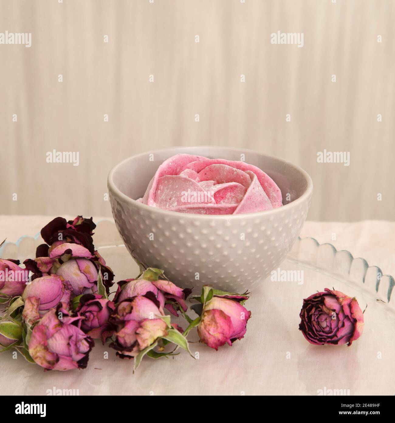 Pink zefir hi-res stock photography and images - Alamy