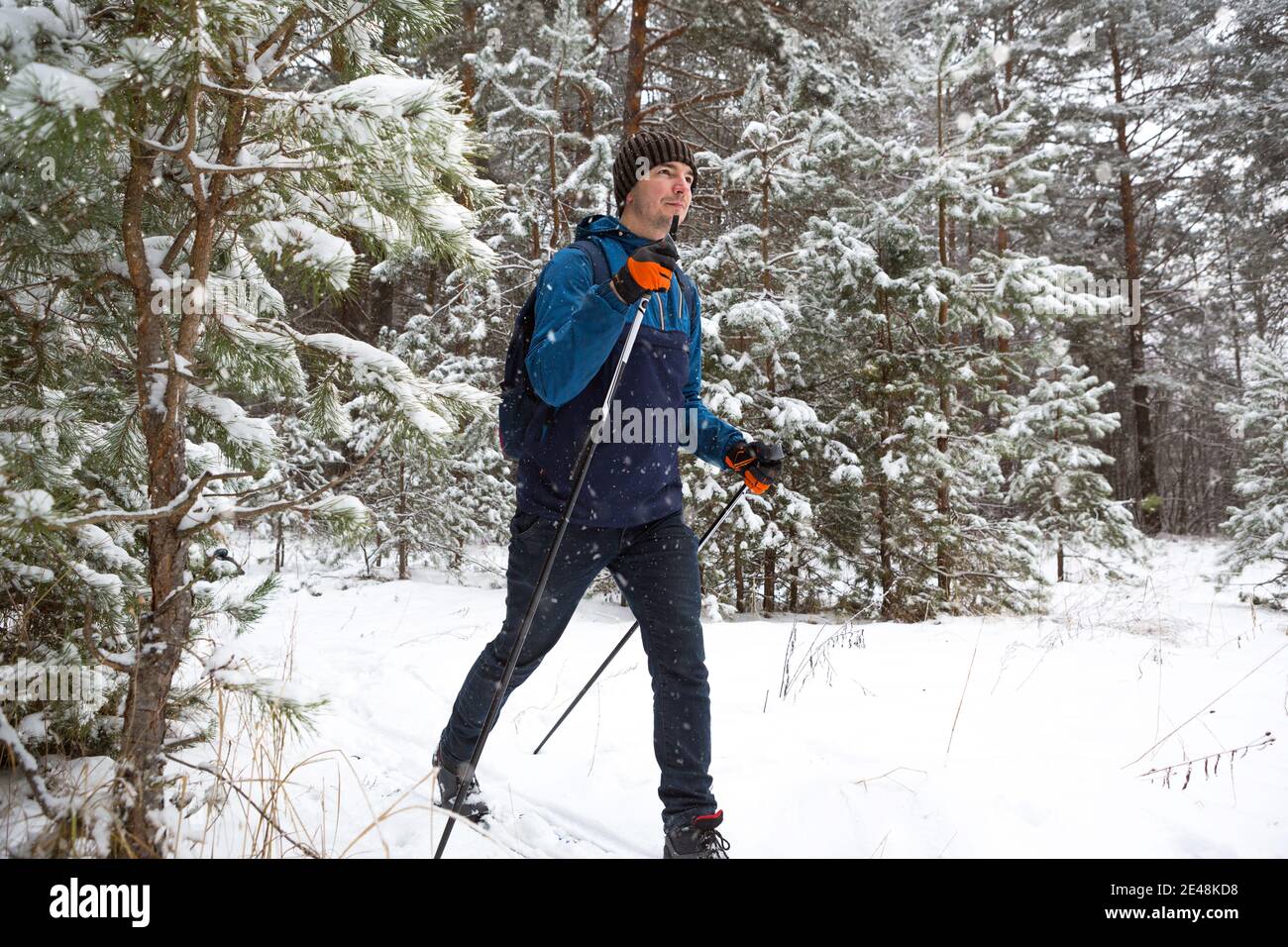 cross country ski backpack
