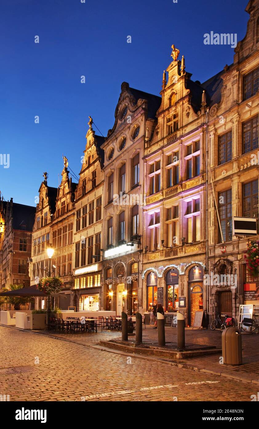 Antwerp at twilight hi-res stock photography and images - Alamy