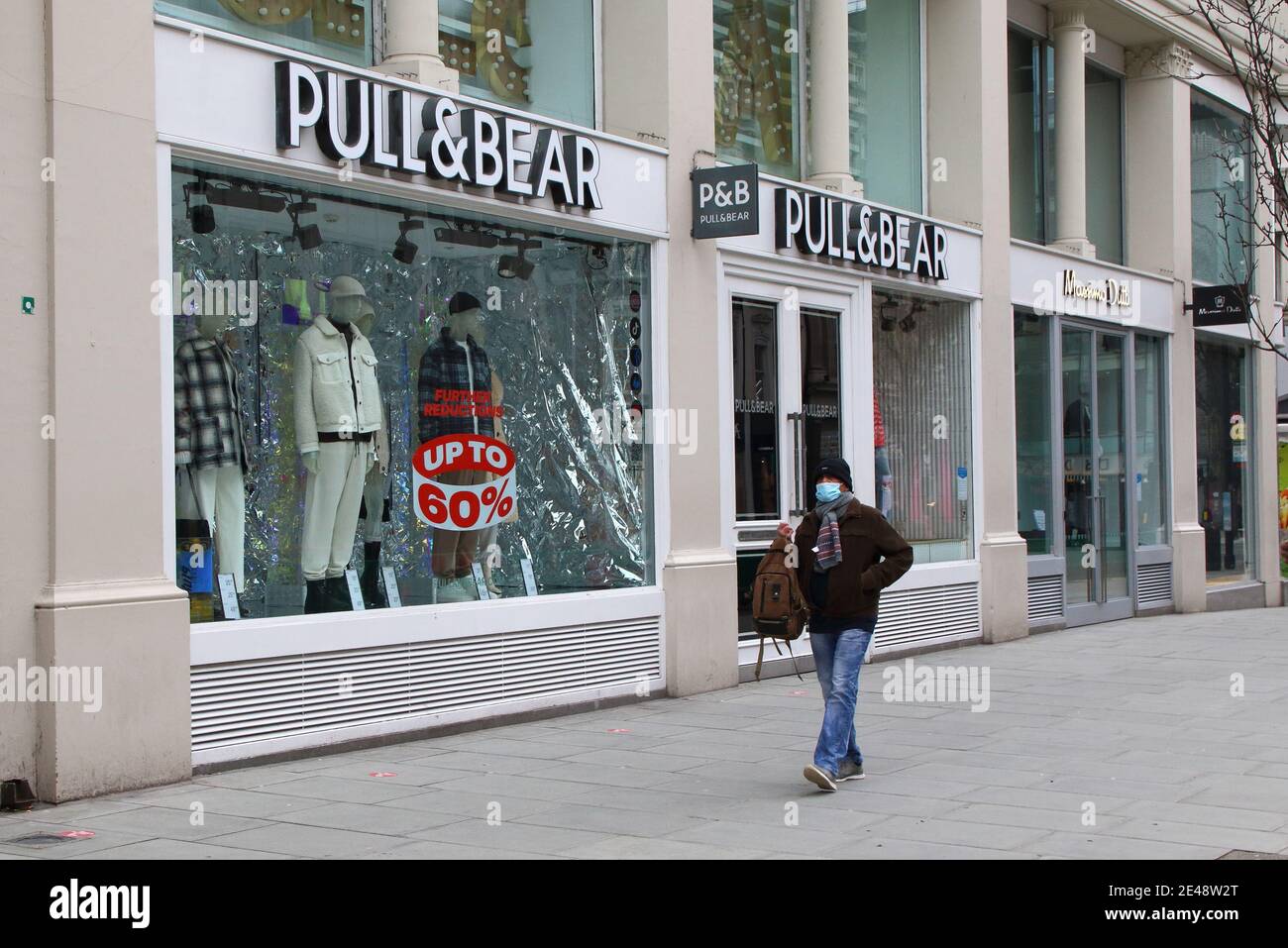Pull bear store uk hi res stock photography and images Alamy