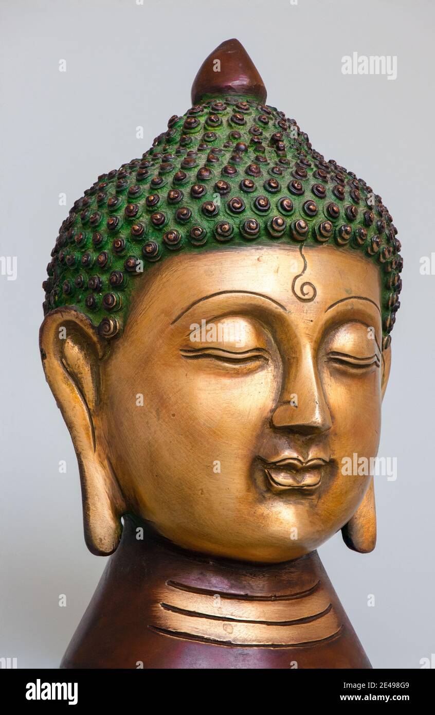 Buddha head bronze hi-res stock photography and images - Alamy