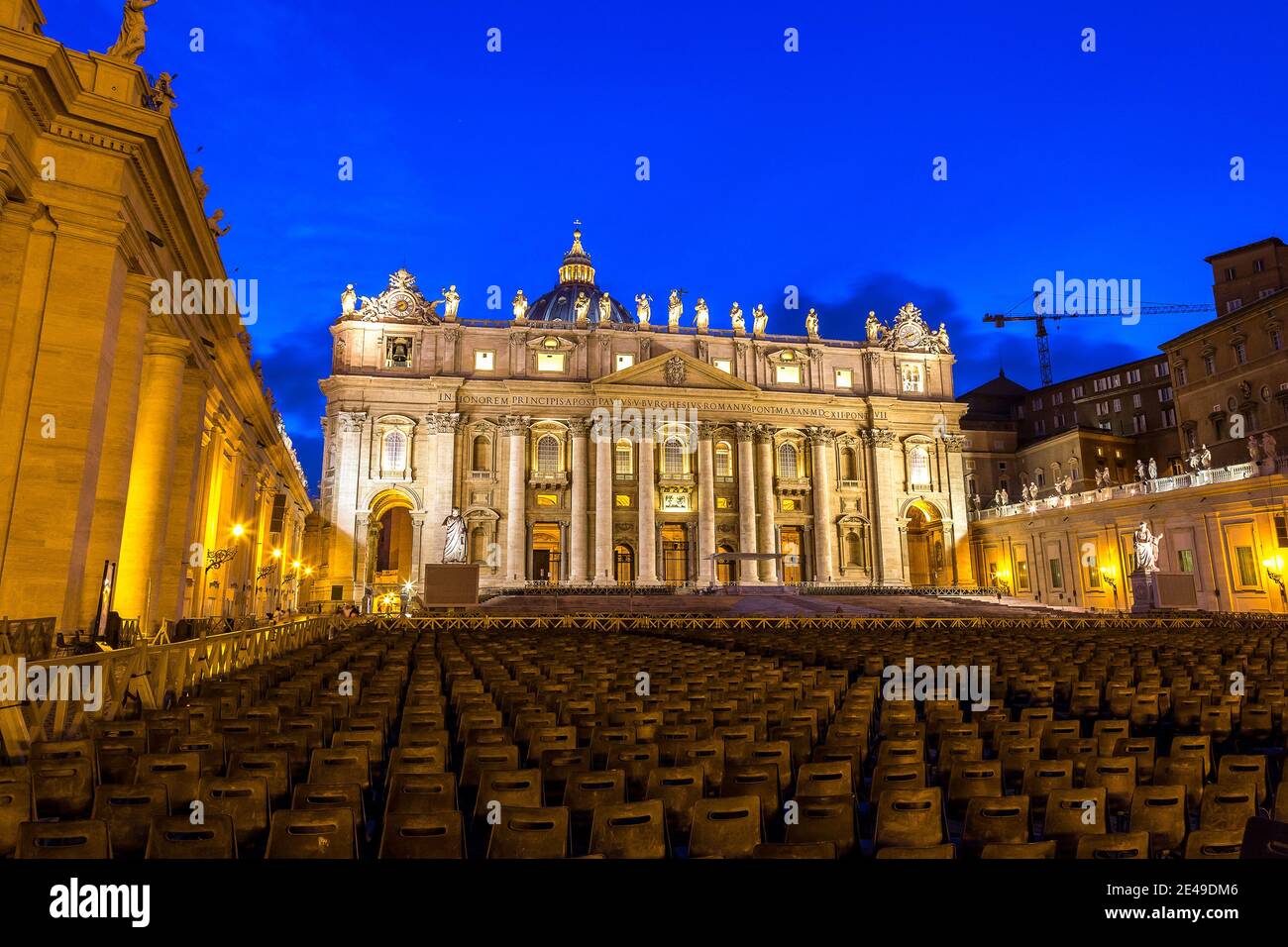Basilica of Saint Peter in Vatican at summer night Stock Photo Alamy