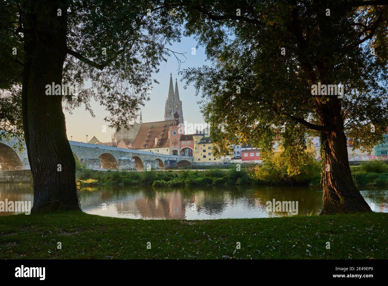 Stone bridge over Danube and old town with cathedral from Jahninsel, Regensburg, Upper Palatinate, Bavaria, Germany Stock Photo