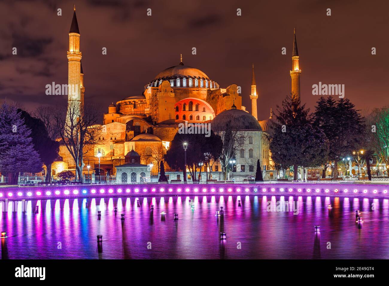 Hagia Sophia mosque in sultanahmet, Istanbul Stock Photo Alamy