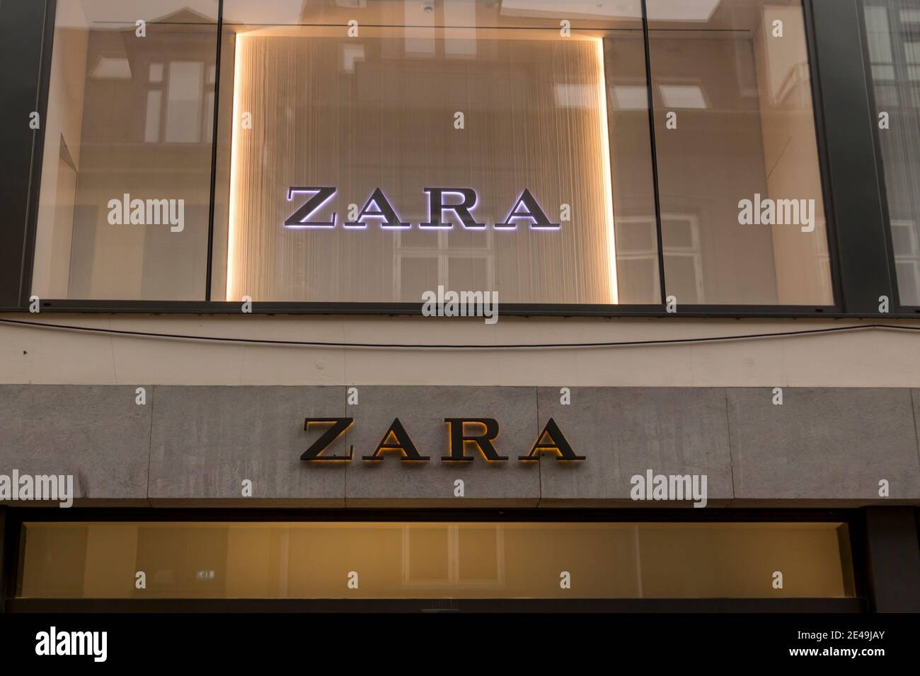 Zara logo hi-res stock photography and images - Page 3 - Alamy