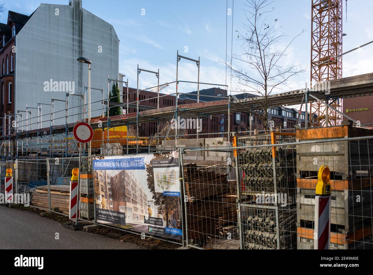 Baustelle in Kiel Mitte für ein Gebäude des Wohnungsbaus in der Lerchenstaße in Kiel Stock Photo