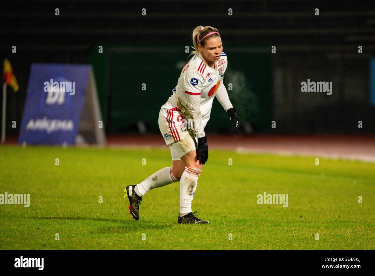 Bondoufle, France. 22nd Jan, 2021. Eugenie Le Sommer of Olympique Lyonnais reacts during the Women&#039;s French championship D1 Arkema football match between Paris FC and Olympique Lyonnais on January 22, 2021 at Robert Bobin stadium in Bondoufle, France - Photo Melanie Laurent/A2M Sport Consulting/DPPI/LM Credit: Gruppo Editoriale LiveMedia/Alamy Live News Stock Photo