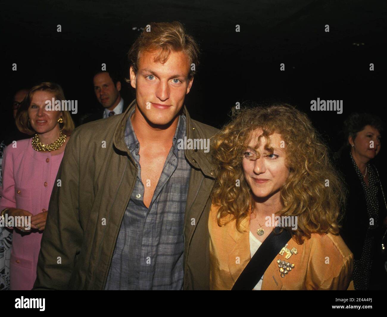 Woody Harrelson With Carol Kane 1986 Credit: Ralph Dominguez/MediaPunch