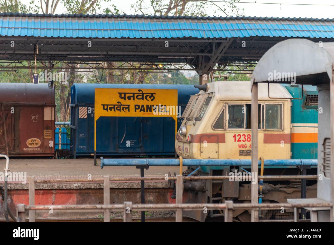 View of freight trains at the busy Panvel Railway Station in Navi Mumbai, Maharashtra, India Stock Photo
