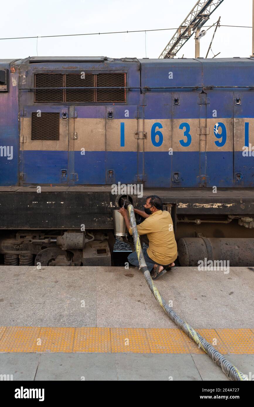 Fuel filling Indian class WDM3A twins at Panvel Railway