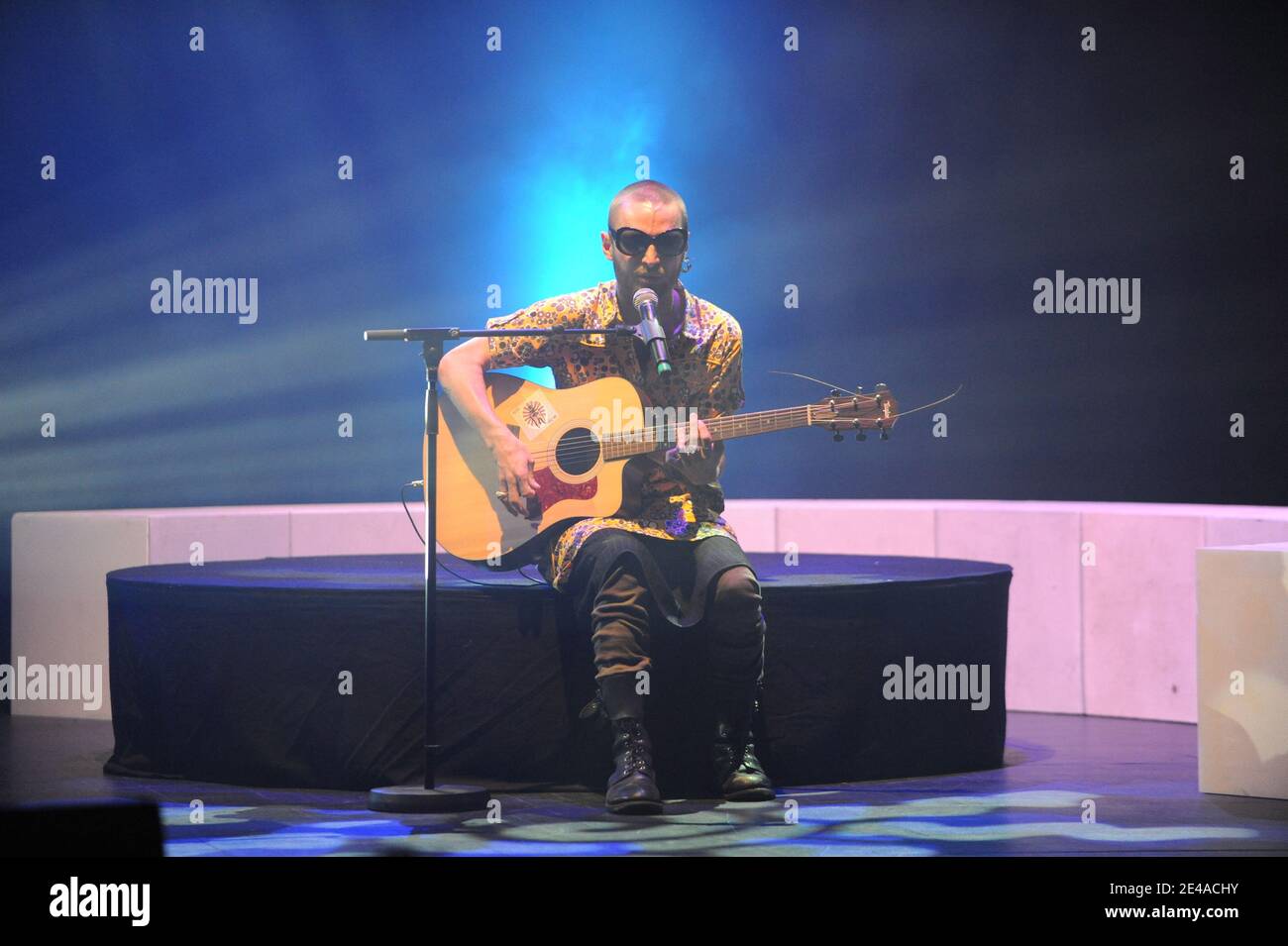 Page 2 001 Et High Resolution Stock Photography And Images Alamy