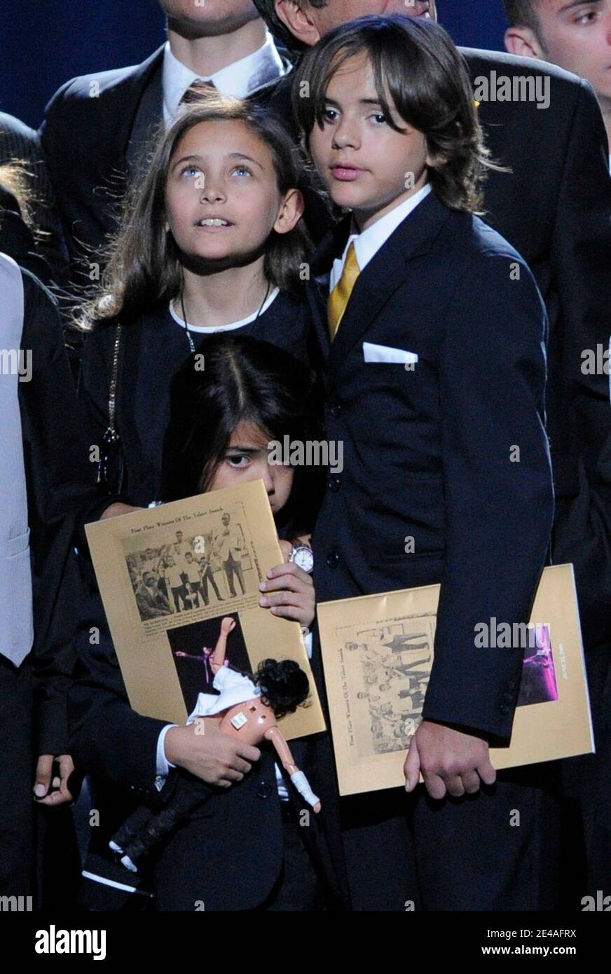 Paris Katherine Jackson, l, Prince Michael Jackson and Prince Michael Jackson II onstage during the memorial service for Michael Jackson at the Staples Center in Los Angeles, CA, USA on July 7, 2009. Pool photo by Mark J. Terrill/AP/PA-ABACAPRESS.COM (Pictured: Paris Jackson, Prince Michael Jackson, Prince Michael Jackson II) Stock Photo