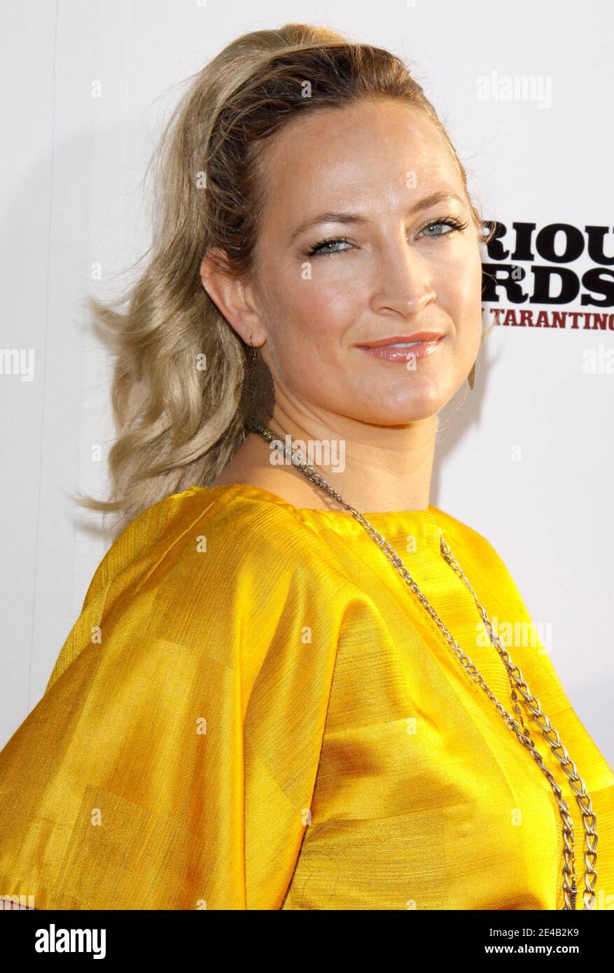 Zoe Bell Naked