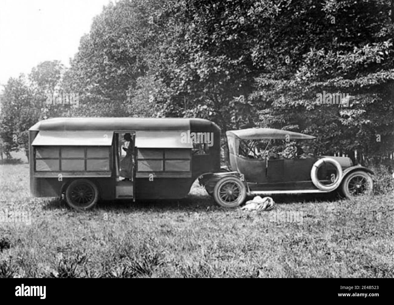 ADAMS MOTOR BUNGALOW 1920 designed by Glenn Curtiss and his brotherinlaw G. Carl Adams it was