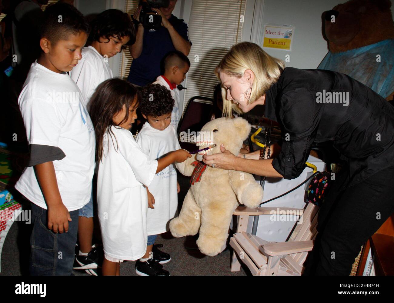 Trident and Jennie Garth The Children's Dental Center of