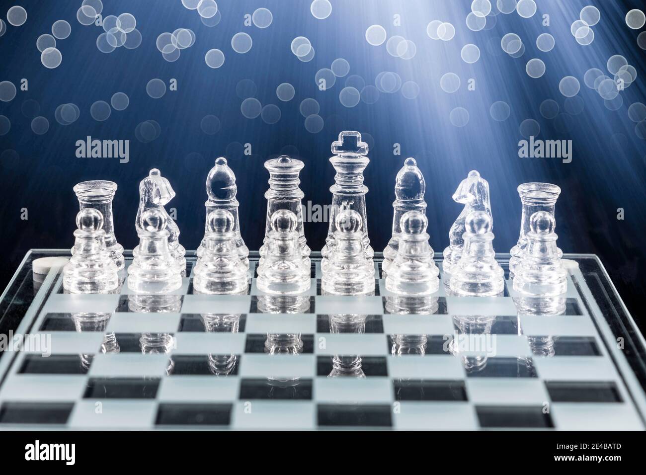 Business strategy. Chess game. Chess pieces on the smartphone screen.  business people work for data analysis strategic planning and successful  business modern flat cartoon style vector illustration 5604624 Vector Art  at Vecteezy