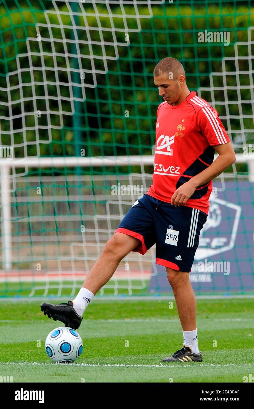 Karim Benzema during the training of the French National soccer team in Clairefontaine, France on September 2, 2009.. Photo by Henri Szwarc//Cameleon/ABACAPRESS.COM Stock Photo