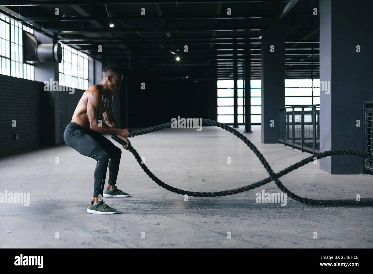 Battling ropes hi-res stock photography and images - Alamy