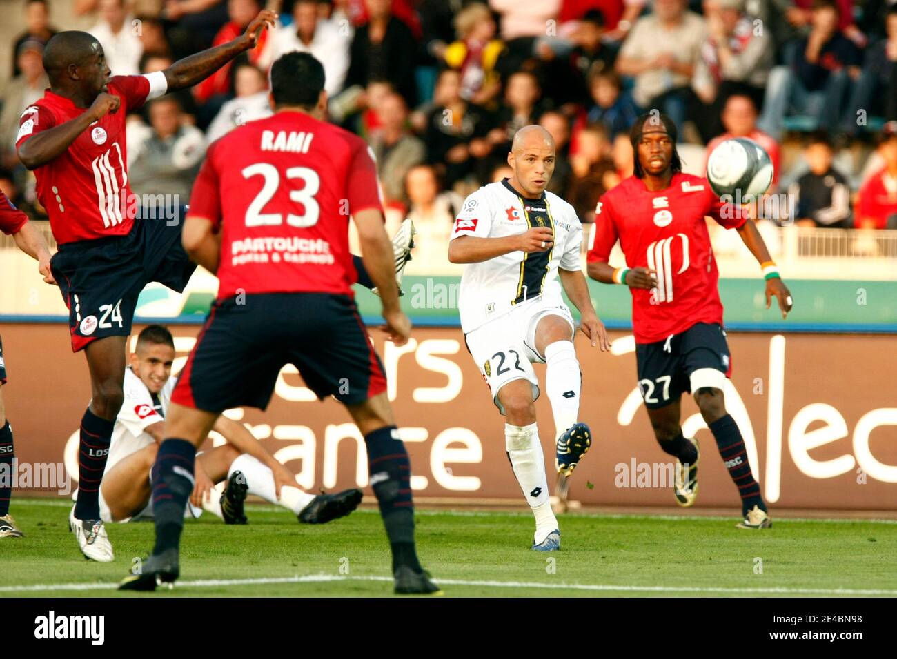 Sochaux's Yassin Mikari during french 1st League soccer match between Lille and Sochaux at Lille Metropole Stadium, in Villeneuve d'Ascq, near Lille, France on September 12, 2009. Lille won 1-0. Photo by Sylvain Lefevre/ABACAPRESS.CO Stock Photo
