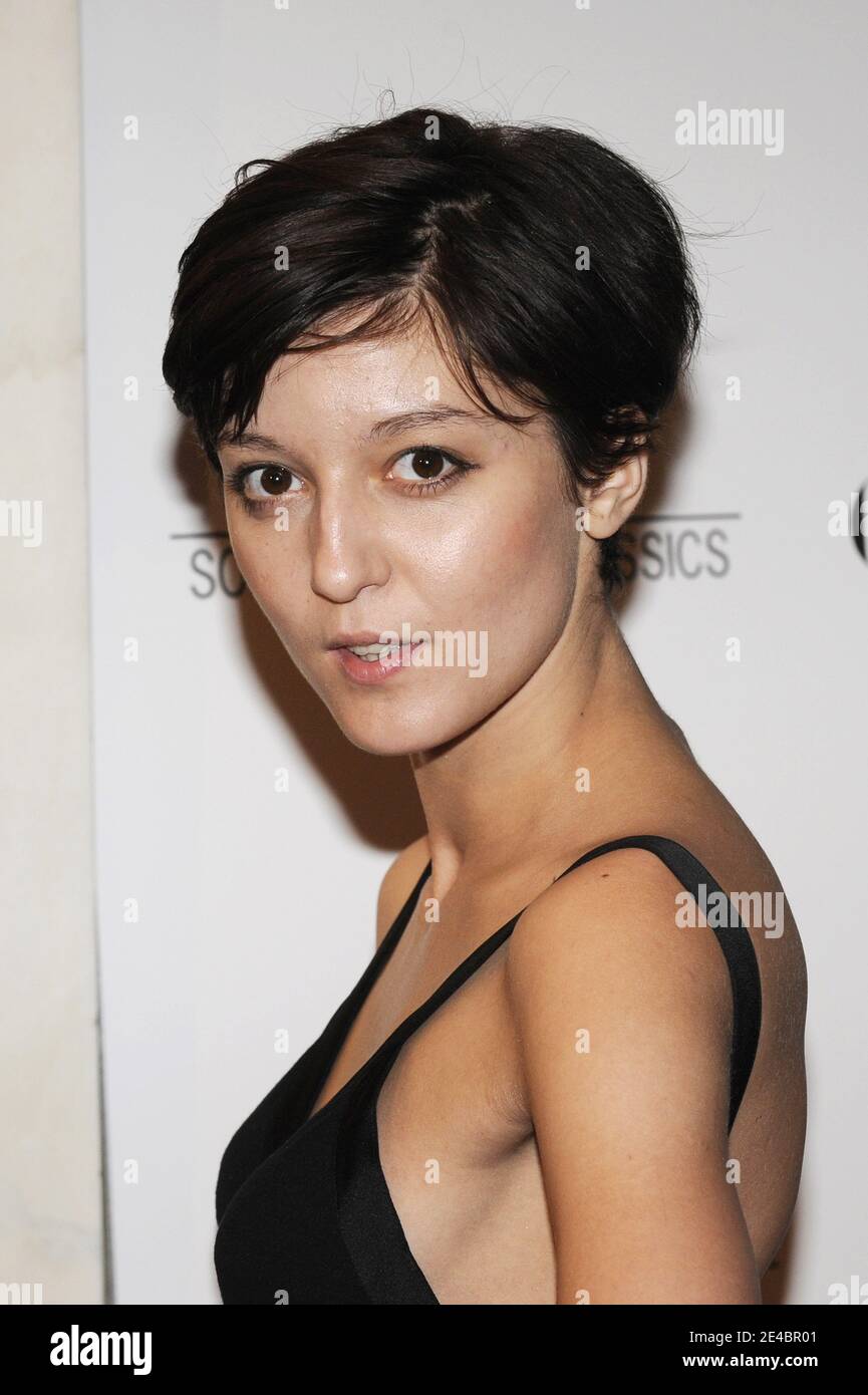 Irina Lazareanu attends the New York Premiere of 'Coco Before CHANEL' presented by Chanel at the Paris Theatre in New York City. On September 15, 2009 Photo by Mehdi Taamallah/ABACAPRESS.COM (Pictured:Irina Lazareanu) Stock Photo