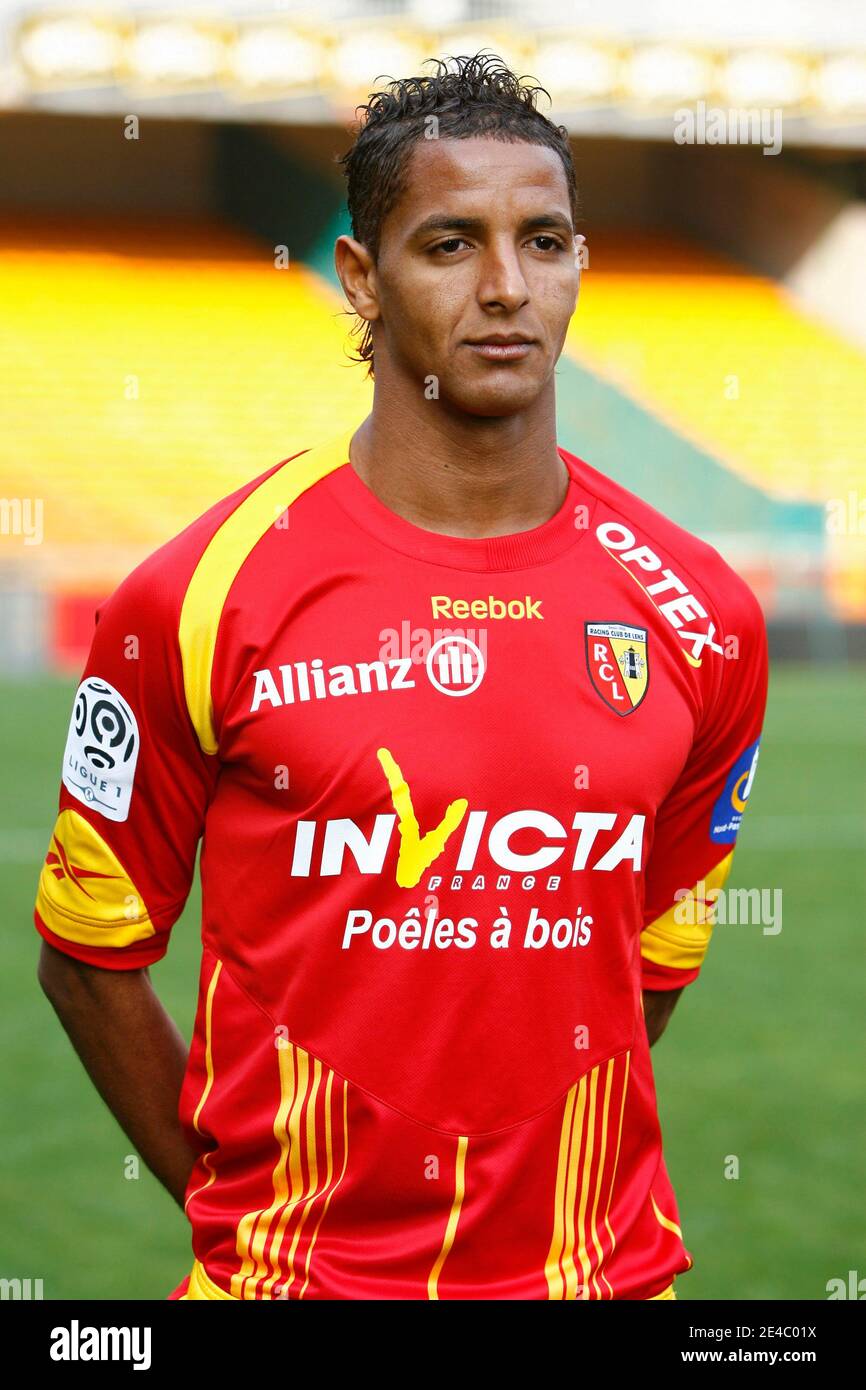 Official picture of Lens' first league soccer team, season 2009-2010, at Felix Bollaert Stadium in Lens, France on September 21, 2009. Here Issam Jemaa. Photo by Mikael LIbert/ABACAPRESS.COM Stock Photo