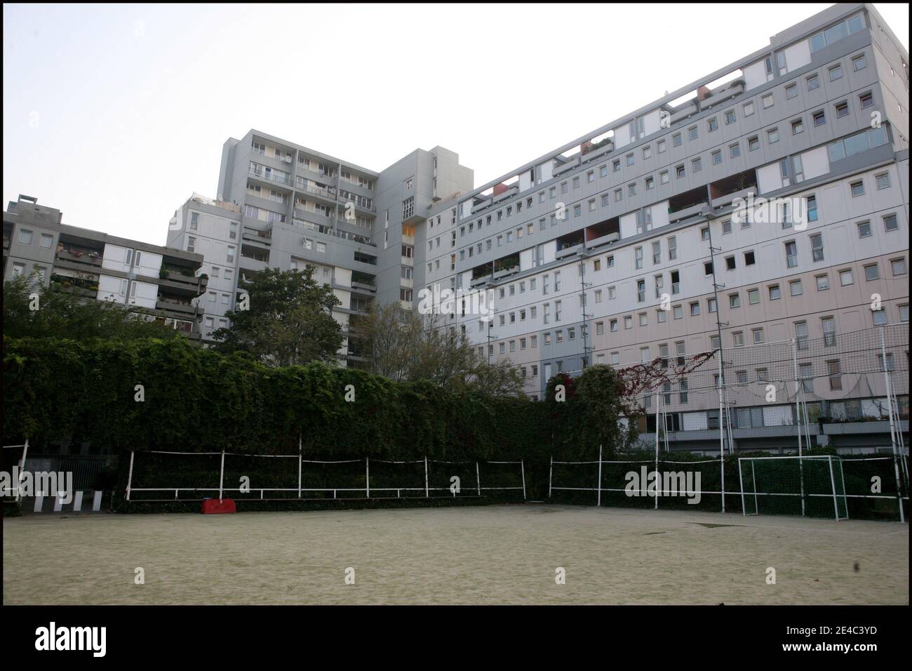 Vue de la cite Arago, a SaintOuen, banlieue parisienne, France le 25 spetembre, 2009 ou une
