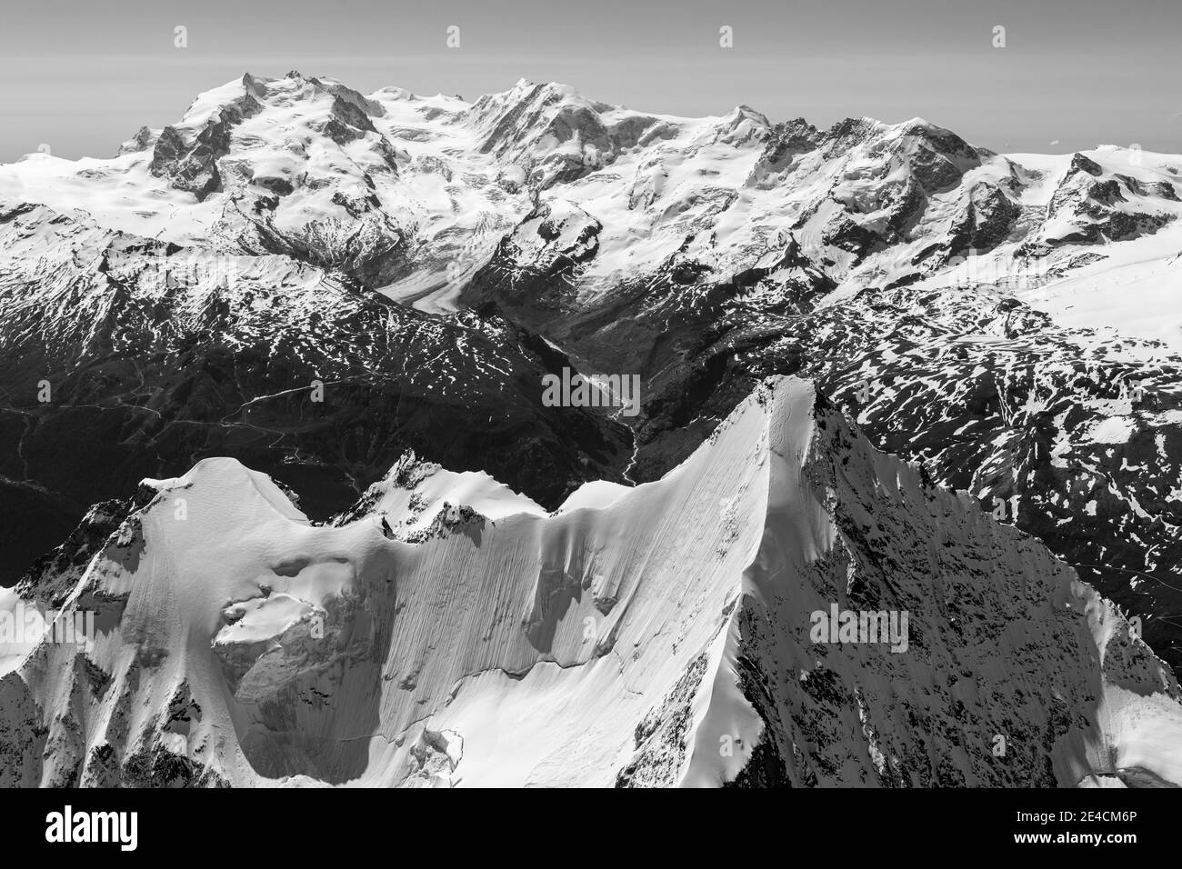 Switzerland, Canton Valais, Valais Alps, Zermatt, in the foreground Obergabelhorn from above, in the background Monte Rosa, Liskamm, Castor, Pollux, Breithorn and Kleinmatterhorn Stock Photo