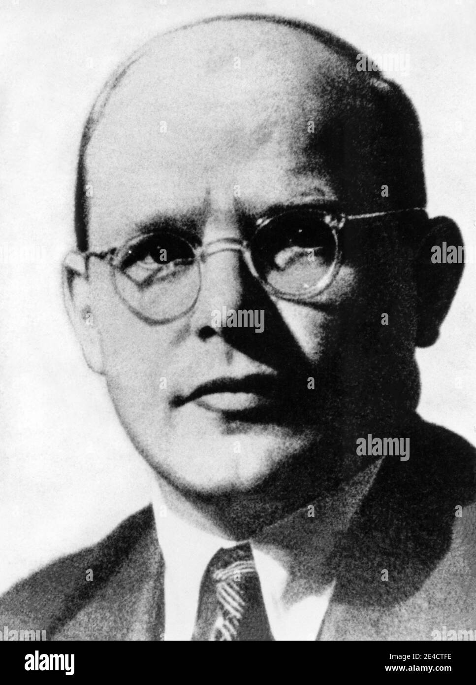 Portrait of Dietrich Bonhoeffer (1906-1945), German Christian pastor, theologian, anti-Nazi dissident, and key founding member of the Confessing Church. Bonhoeffer was arrested in April 1943 by the Gestapo and imprisoned at Tegel prison. Later he was transferred to Flossenbürg concentration camp before being executed by the Nazis for accusations of plotting to assassinate Adolf Hitler. Stock Photo