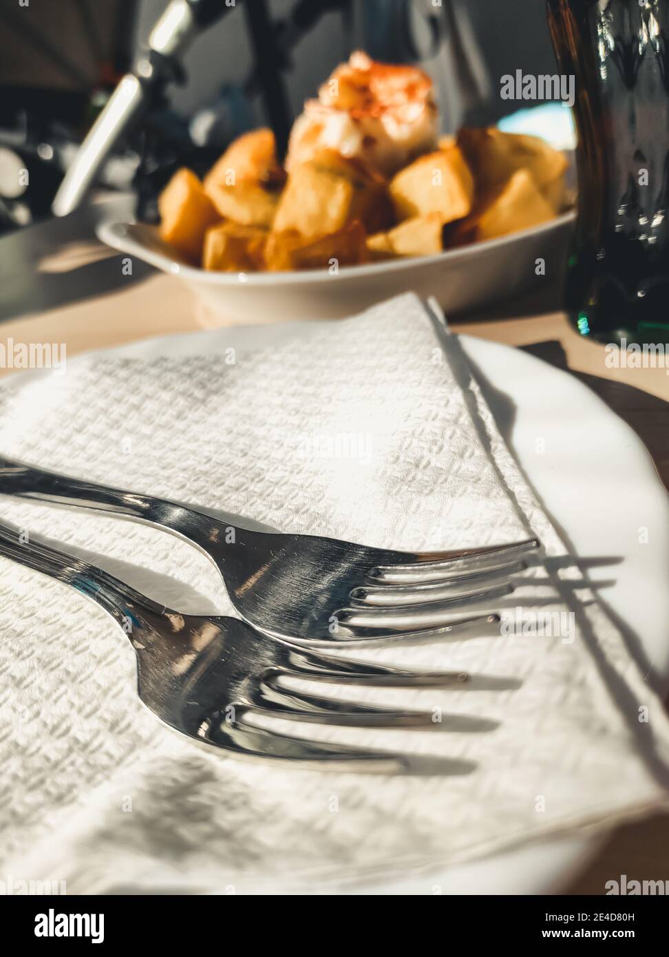 Patatas bravas with ajoaceite, Spanish tapa Stock Photo