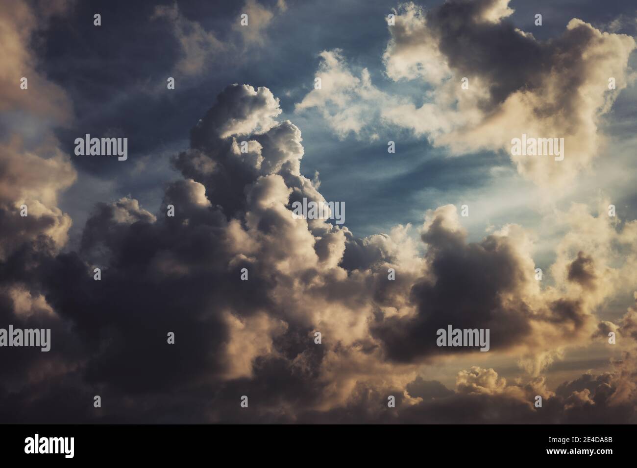 Beautiful sky accumulated clouds hi-res stock photography and images ...