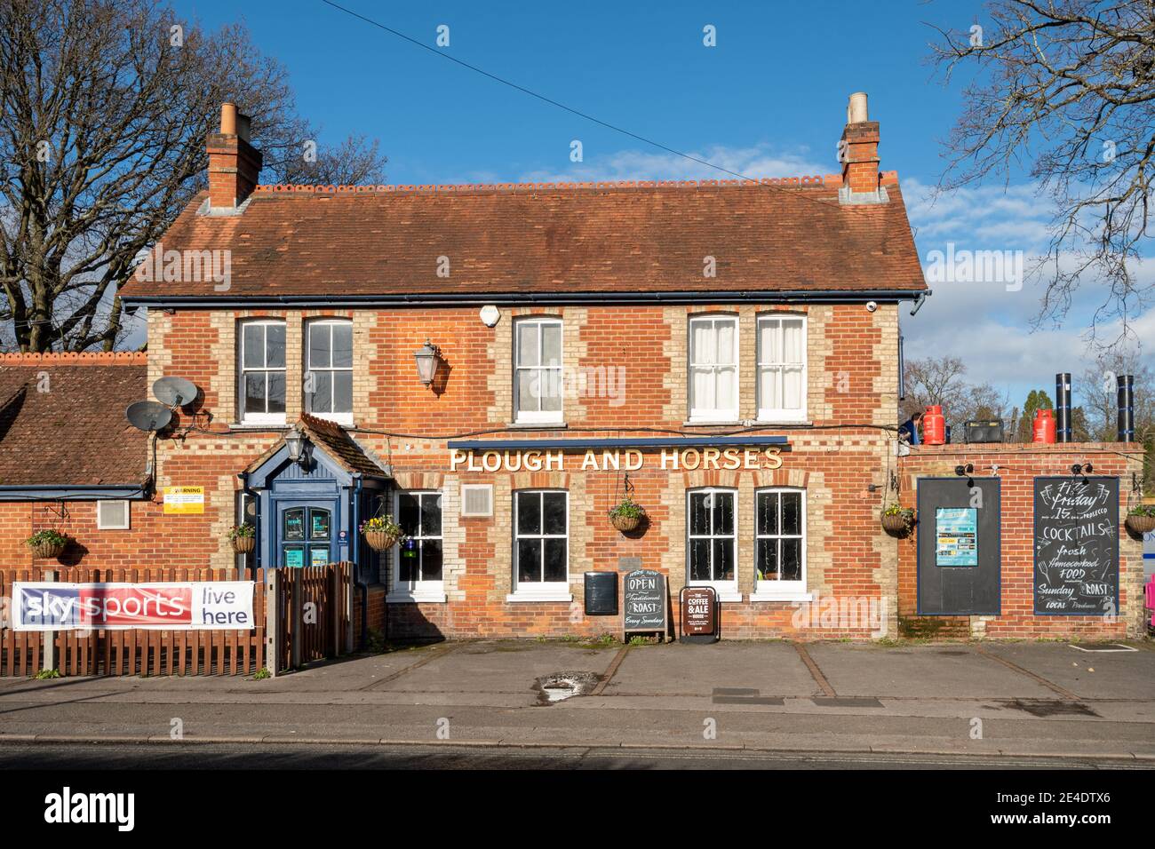The Plough and Horses pub in Cove near Farnborough, Hampshire, UK Stock Photo