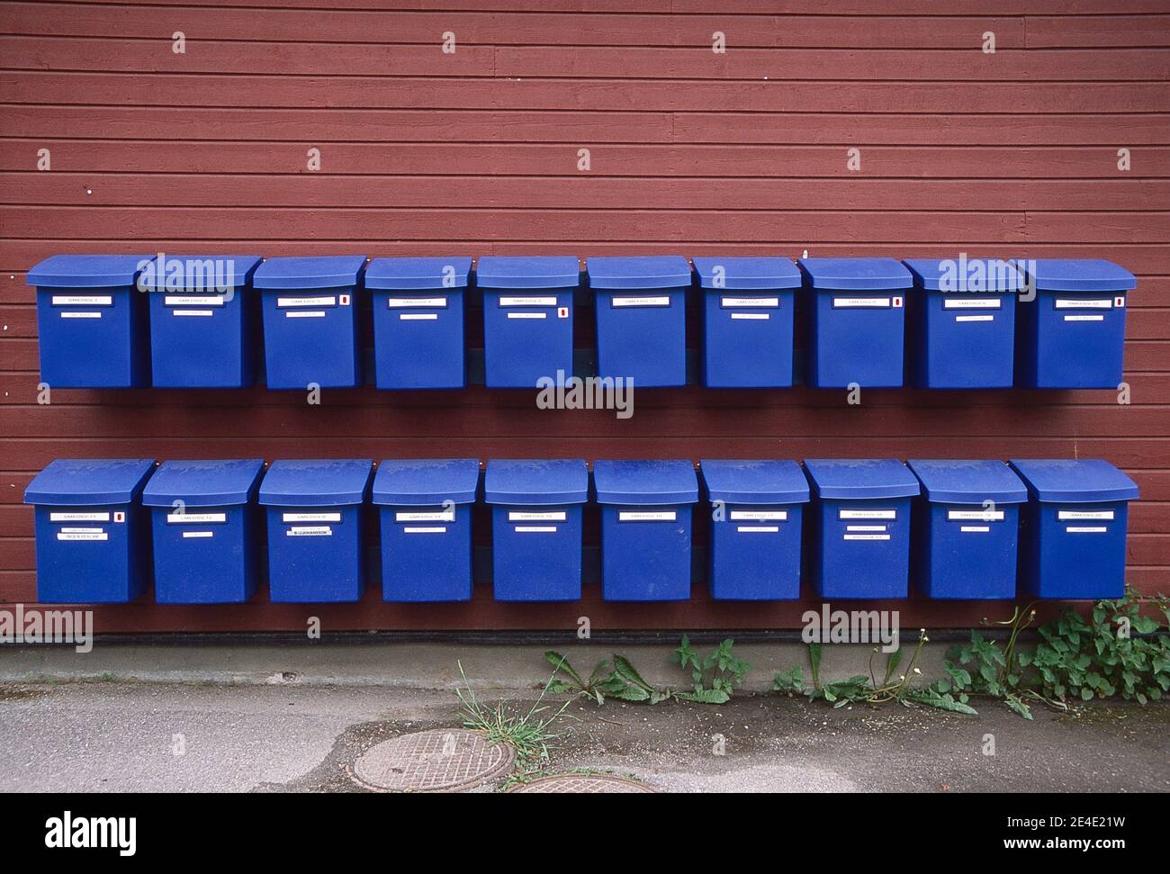 Rad med brevlådor, Skebobruk, Sverige. Stock Photo