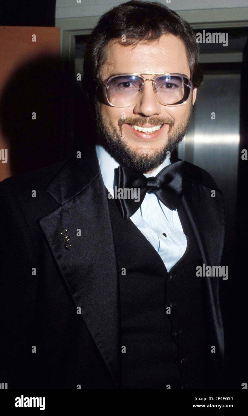 Rupert Holmes's Instagram, Twitter & Facebook on IDCrawl